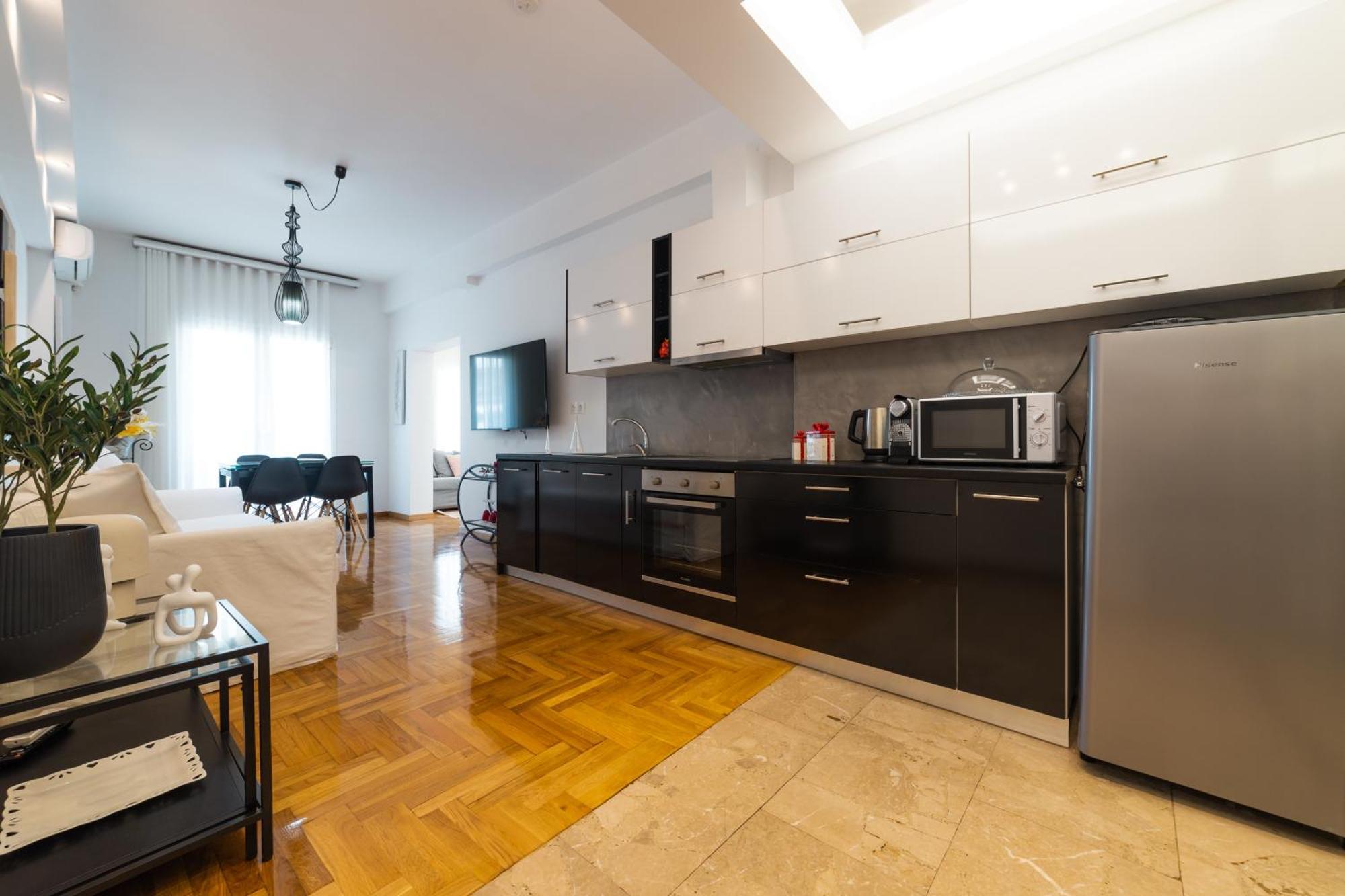 Apartment In Glyfada Center 아테네 외부 사진
