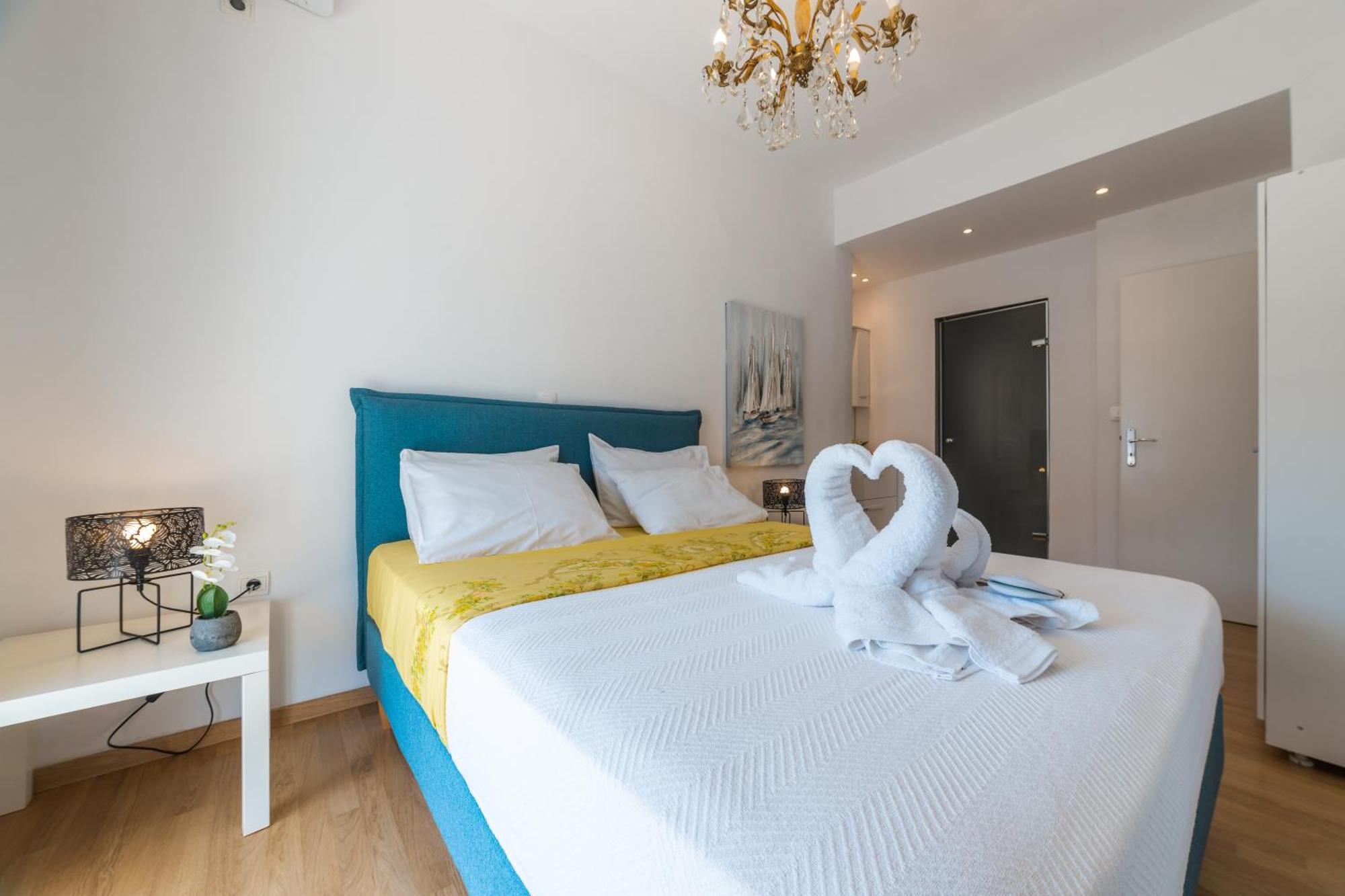 Apartment In Glyfada Center 아테네 외부 사진