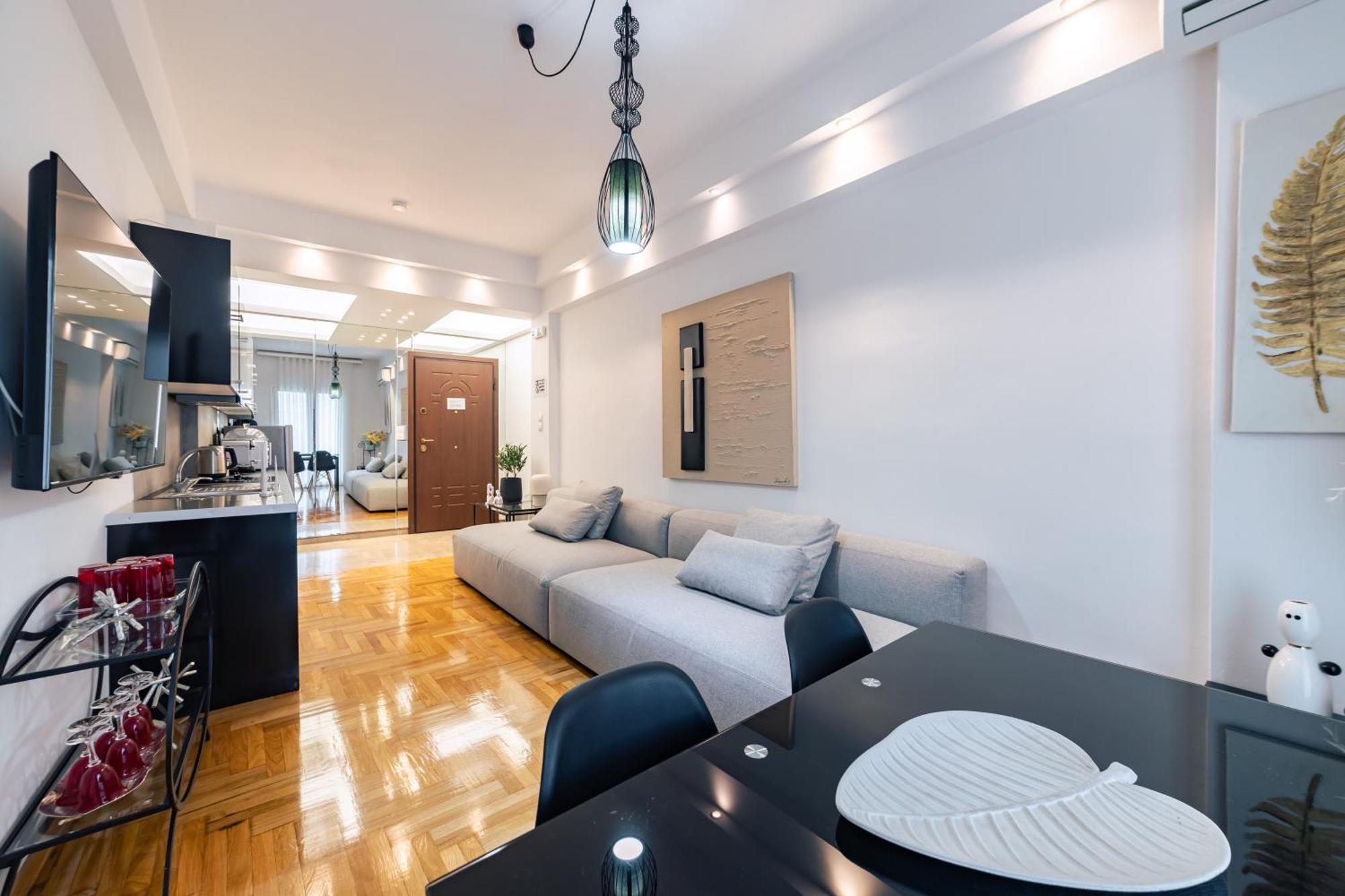 Apartment In Glyfada Center 아테네 외부 사진